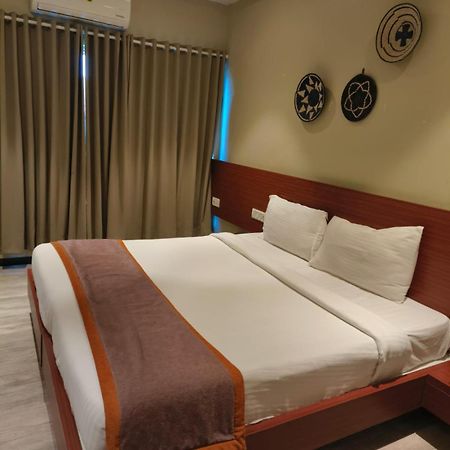 Aureole Mrida - A Boutique Hotel Lonavala Exteriör bild