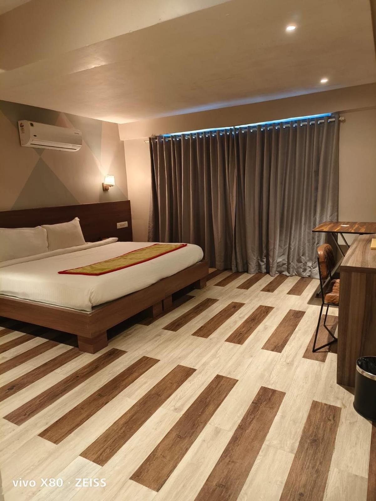 Aureole Mrida - A Boutique Hotel Lonavala Exteriör bild
